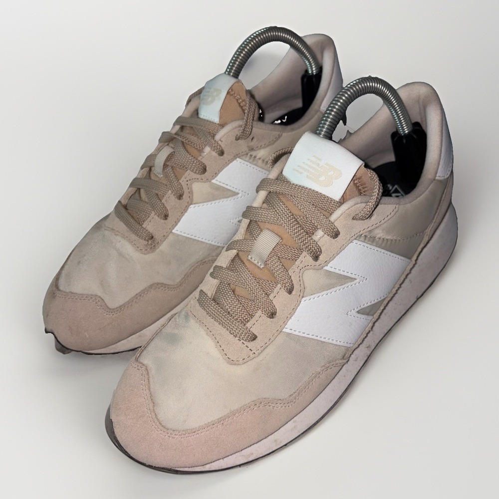 NEW BALANCE 237 "ANGORA"  Size Women's 10 Angora & Moonbeam